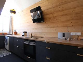 Appartement rénové 4 pièces avec mezzanine et 3 chambres, au cœur de Briançon, proche commerces et télécabine - FR-1-330C-118 - Briançon - 4