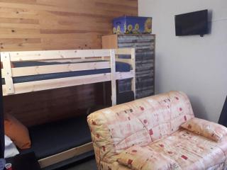 Studio cosy avec accès direct aux pistes à Arette - 4 personnes, casier à skis, parking gratuit - FR-1-602-62 - 2