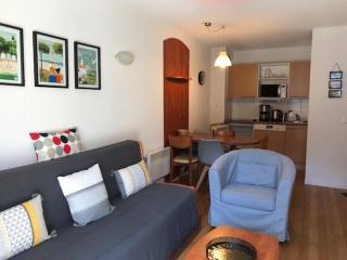 Charmant T2 pour 4 pers. avec piscine, fitness et terrasse au pied des pistes - Bagnères-de-Bigorre - FR-1-404-266 - La Mongie - 0