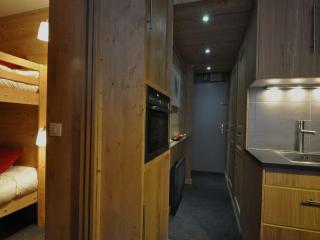 Appartement cosy pour 4 pers. avec départ ski aux pieds, proche commodités et pistes - FR-1-545-17 - 6