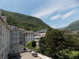 Luchon: Appartement 2 chambres proche thermes, balcon, parking, WiFi - Animaux <10kg acceptés - FR-1-313-186 - Bagnères-de-Luchon - 7