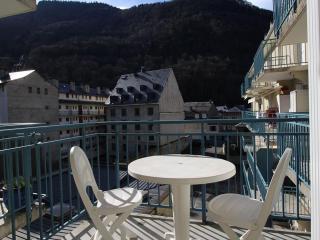 Studio Cabine Calme, Parking, Balcon, Animaux Ok - 4 Pers. à Bagnères-de-Luchon - FR-1-313-193 - Luchon - 4