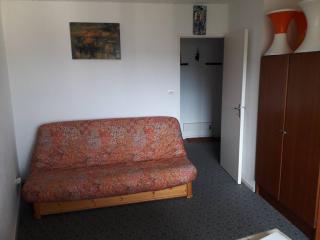 Studio 6 pers. à Arette – Accès pistes et galerie commerciale, balcon, parking gratuit - FR-1-602-77 - Arette - 7