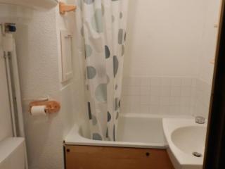 Studio chaleureux à 300m des pistes avec parking gratuit - FR-1-557A-33 - 6