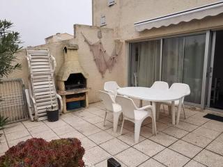 Charmant T3 rénové en bord de mer, parking, terrasse, proche plage et commerces, pour 6 personnes - FR-1-607-74 - 6