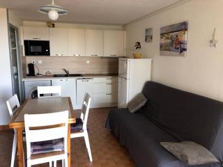 T2 Cabine 4 pers, Terrasse, Parking, Plage à 50m - FR-1-81-529 - Le Barcarès - 2