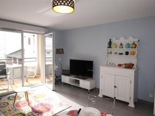Charmant T2 à Luchon - 46m², Balcon Sud-Est, proche thermes, idéal 4 pers, tout confort. - FR-1-313-174 - 1