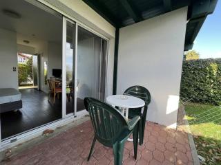 Studio cosy avec terrasse, parking, Internet - 2 pers., proche thermes et centre - Animaux admis - FR-1-495-100 - Cambo-les-Bains - 2