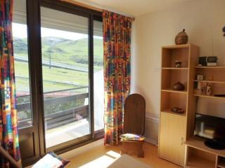 Appartement 6 pers avec balcon, accès pistes, parkings et casier à skis - FR-1-602-60 - 9