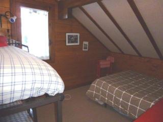 Chalet cosy à Arette avec cheminée, terrasse, et tout confort pour 6 personnes - FR-1-602-80 - 4
