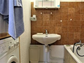 Appartement cosy à Risoul 1850, 3 pièces, 6 couchages, proche pistes et commerces, balcon ensoleillé - FR-1-330-517 - Risoul - 3