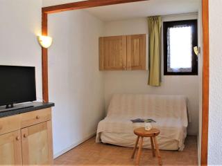 Appartement cosy à Risoul 1850, 3 pièces, 6 couchages, proche pistes et commerces, balcon ensoleillé - FR-1-330-517 - Risoul - 9