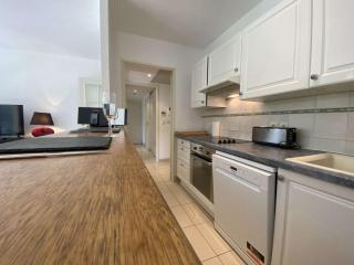 Appartement 3P avec Terrasse et Garage, à 10min des Plages de Juan-les-Pins - FR-1-252-171 - Antibes - 3
