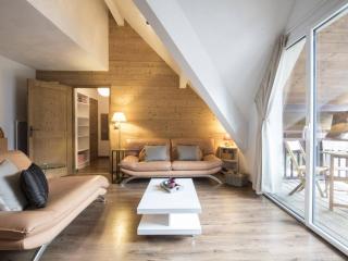 Duplex 10 pers, 98m², cœur du village, balcon, proche télécabine et thermes, parking privé, jacuzzi - FR-1-296-340 - Saint-Lary-Soulan - 6