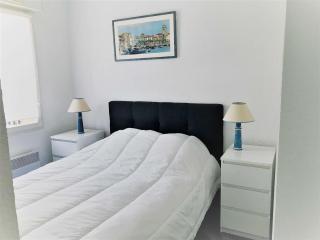 Appartement Lumineux, Calme, Proche Commerces et Centre, Parking, Ascenseur, 2 Chambres - FR-1-4-612 - Saint-Jean-de-Luz - 2