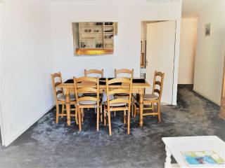 Appartement Lumineux, Calme, Proche Commerces et Centre, Parking, Ascenseur, 2 Chambres - FR-1-4-612 - Saint-Jean-de-Luz - 4