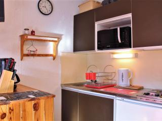 Studio cosy à Risoul 1850 - 4 couchages, pied des pistes, parking, balcon - FR-1-330-543 - Risoul - 2