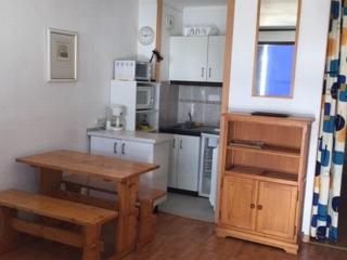 Studio cosy 4 pers, pied des pistes, parking gratuit, casier à skis, loggia – Arette - FR-1-602-102 - 6
