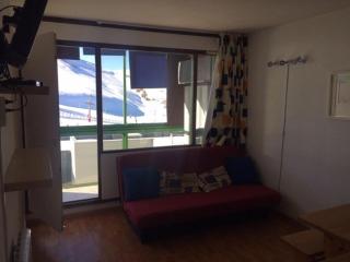 Studio cosy 4 pers, pied des pistes, parking gratuit, casier à skis, loggia – Arette - FR-1-602-102 - 3