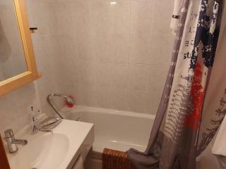 Appartement 2 Pièces - Pied des Pistes avec Balcon et Parking - FR-1-573-60 - 8