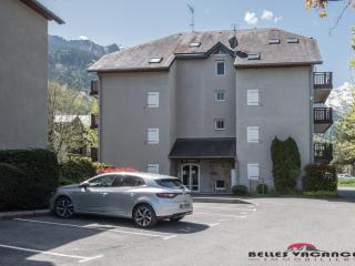 Appartement ensoleillé pour 4 avec balcon, parking et proche télécabine à Saint-Lary Village - FR-1-296-380 - 2