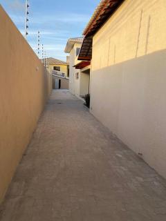 EXCELENTE E AMPLA CASA A 500 METROS DA PRAIA ( BARRACA AXÉ MOI ) - 8