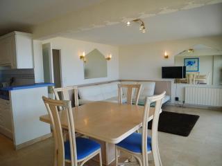 Quiberon: Appartement 3 pièces avec balcon et parking près du centre - FR-1-478-37 - Quiberon - 5