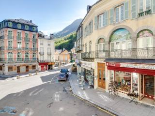 Studio au cœur de Cauterets, 4 pers, 2 coins nuit, cuisine équipée, proche commodités et télécabine - FR-1-401-149 - Cauterets - 2