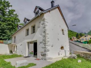 Triplex 7p avec Terrasse, Parking et Casier à Skis - Centre de Cauterets, à 250m des Pistes - FR-1-401-173 - Cauterets - 3
