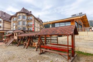 Villa Vlad & Spa - Bukovel - 3