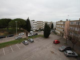 Studio fonctionnel avec loggia fermée à Balaruc-les-Bains, proche centre, parking collectif, tout équipé - FR-1-553-112 - Balaruc-les-Bains - 2