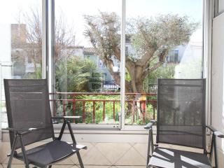 Appartement T1 avec cuisine équipée et parking, proche thermes et commerces à Balaruc-les-Bains - FR-1-553-129 - 0