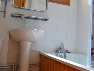 Duplex T4 avec parking et balcon aux Angles - FR-1-593-16 - Les Angles - 4