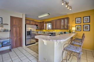 Centrally Located Kailua-Kona Condo with Lanai! - Kailua-Kona - 5