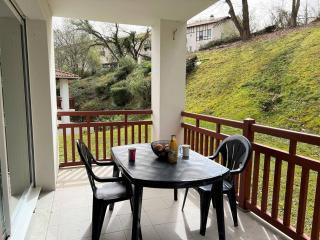 Confortable T2 avec terrasse, parking, et internet à Cambo-les-Bains, proche thermes et centre - FR-1-495-95 - Cambo-les-Bains - 4
