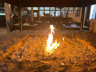 Shasta Inn - Mount Shasta - 1