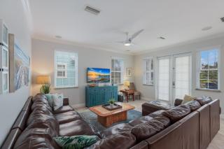 Absolute Paradise - 2114 Avenue A - 1