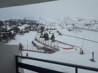 Studio 4 pers avec balcon sur les pistes, parking gratuit, casier à skis et kitchenette aménagée - FR-1-602-32 - Arette - 5