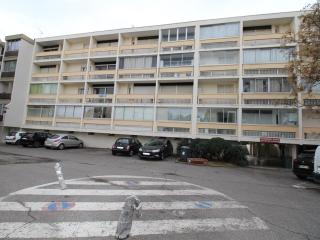 Studio de charme avec parking privatif, climatisation, Wi-Fi et loggia fermée à Balaruc-les-Bains - FR-1-553-96 - 4