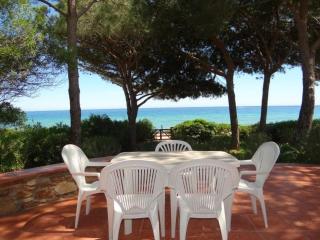 Villa climatisée 2 chambres avec terrasse et garage - FR-1-100-199 - 2