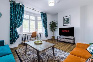 Westwood Lodge Serviced Apartment - 4