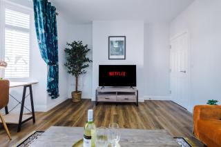 Westwood Lodge Serviced Apartment - 5