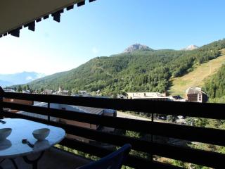Appartement 6 pers. à Saint-Chaffrey avec balcon sud, parking, casier à skis et équipements complets - FR-1-330E-114 - 1
