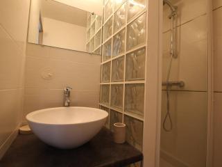 Charmant studio rénové à Chantemerle avec jardin, parking et WIFI, idéal pour 4 personnes - FR-1-330E-111 - Champcella - 1