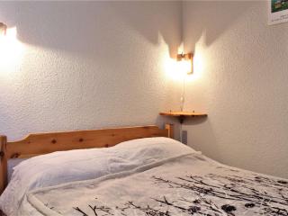 Charmant duplex 3 pièces avec mezzanine, 6 couchages, au pied des pistes, balcon sud - Risoul 1850 - FR-1-330-502 - 7