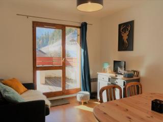 Appartement familial à Arêches-Beaufort - 6 pers, 3 chambres, terrasse, piscine, proche ski et village - FR-1-342-166 - Arêches-Beaufort - 9
