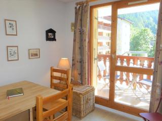 Charmant appart rénové 4 pers, balcon sud, plein centre, proche ski et piscine! - FR-1-342-187 - Arêches - 6