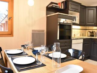 Appartement cosy 2 chambres, proche commodités et pistes, balcon sud, parking, piscine été - FR-1-180-382 - Les Allues - 4
