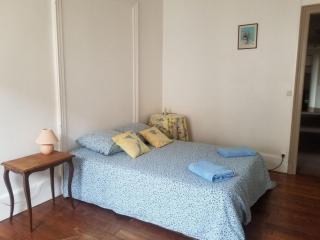 Appartement historique avec 4 chambres, parking, à proximité des attractions à Toul - FR-1-584-114 - Toul - 4