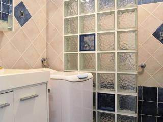 Appartement T2 avec Terrasse Sud, Climatisé, à Proximité Plage - Le Lavandou - FR-1-251-295 - Le Lavandou - 2